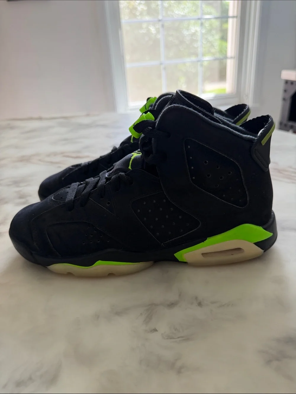 Jordan all black